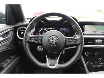 Image véhicule  Alfa Romeo STELVIO (16)