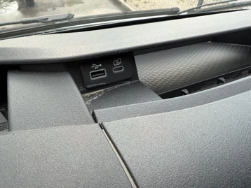 Image véhicule  Iveco DAILY CHASSIS CABINE (16)