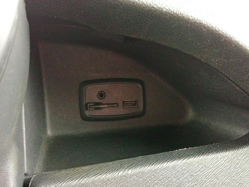 Image véhicule Renault KANGOO EXPRESS (27) Image véhicule Renault KANGOO EXPRESS (27)