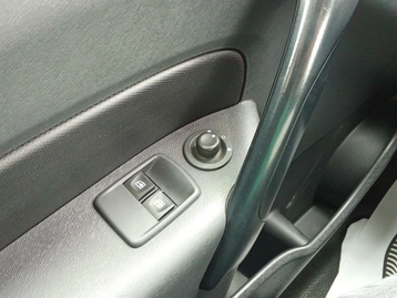 Image véhicule Renault KANGOO EXPRESS (39) Image véhicule Renault KANGOO EXPRESS (39)