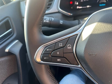 Image véhicule  Renault CAPTUR (33)