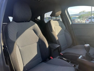 Image véhicule  Renault CAPTUR (16)