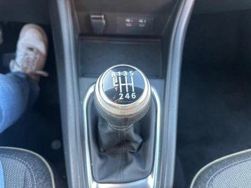 Image véhicule  Renault CAPTUR (26)