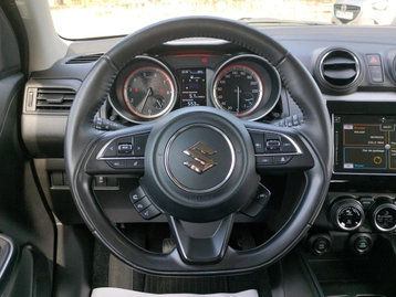 Image véhicule  Suzuki SWIFT (6)