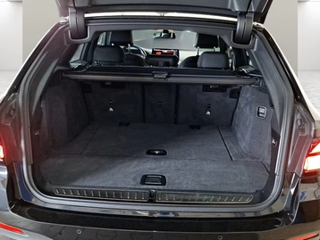 Image véhicule  BMW SÉRIE 5 TOURING (10)