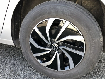 Image véhicule  Volkswagen POLO (18)