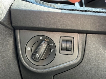 Image véhicule  Volkswagen POLO (24)