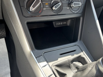 Image véhicule  Volkswagen POLO (20)