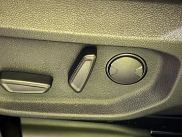 Image véhicule Ford RANGER (17) Image véhicule Ford RANGER (17)