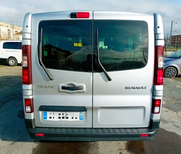 Image véhicule  Renault TRAFIC (5)