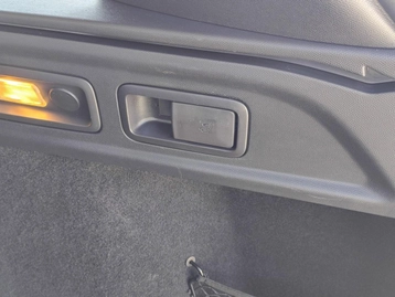 Image véhicule Peugeot 308 SW (50) Image véhicule Peugeot 308 SW (50)