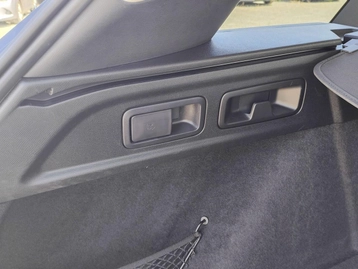 Image véhicule Peugeot 308 SW (51) Image véhicule Peugeot 308 SW (51)