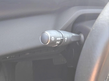 Image véhicule Peugeot 308 SW (38) Image véhicule Peugeot 308 SW (38)