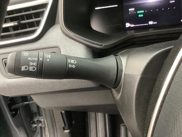 Image véhicule  Renault CLIO V (24)