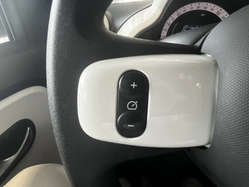 Image véhicule  Renault TWINGO (16)