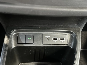 Image véhicule  Renault TWINGO (21)