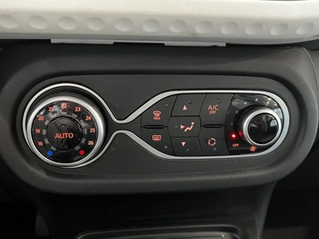 Image véhicule  Renault TWINGO (20)