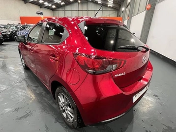 Image véhicule  Mazda 2 (2)