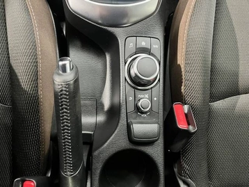 Image véhicule  Mazda 2 (13)