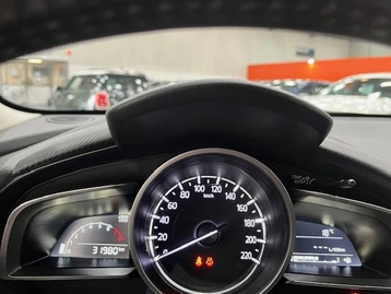 Image véhicule  Mazda 2 (9)