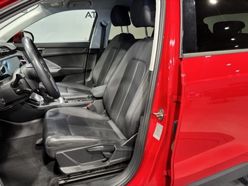 Image véhicule Audi Q3 (10) Image véhicule Audi Q3 (10)
