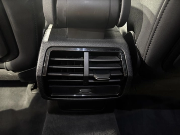 Image véhicule Audi Q3 (28) Image véhicule Audi Q3 (28)