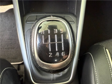 Image véhicule  Kia RIO (11)