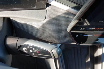 Image véhicule  Volkswagen T-ROC (18)
