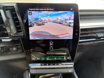 Image véhicule  Renault RAFALE (27)