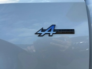 Image véhicule  Renault RAFALE (12)