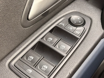 Image véhicule  Dacia DUSTER (23)