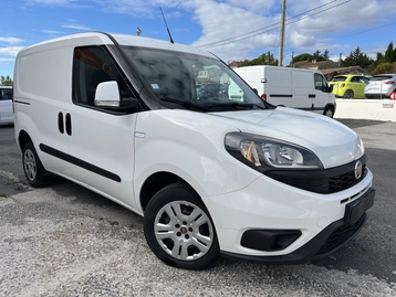 Image véhicule  Fiat DOBLO CARGO (5)