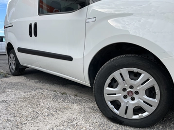 Image véhicule  Fiat DOBLO CARGO (6)