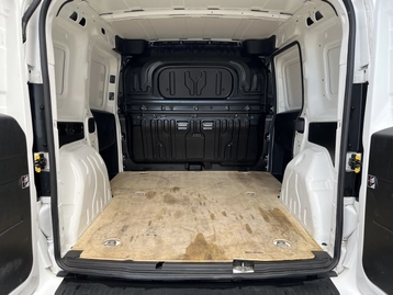 Image véhicule  Fiat DOBLO CARGO (9)