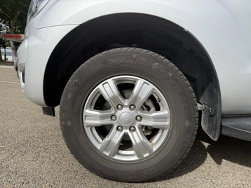 Image véhicule  Ford RANGER (14)