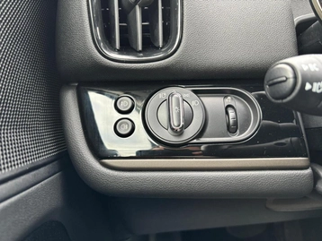 Image véhicule Mini COUNTRYMAN (17) Image véhicule Mini COUNTRYMAN (17)