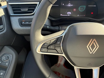 Image véhicule  Renault CLIO (22)