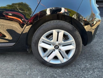 Image véhicule  Renault CLIO (7)
