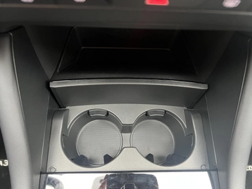 Image véhicule  Mazda MAZDA 3 (41)