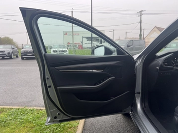 Image véhicule  Mazda MAZDA 3 (21)