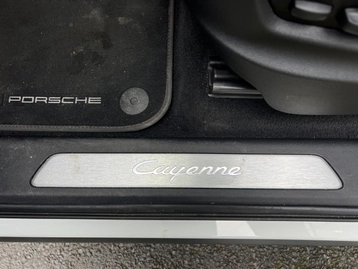 Image véhicule  Porsche Cayenne COUPE (25)