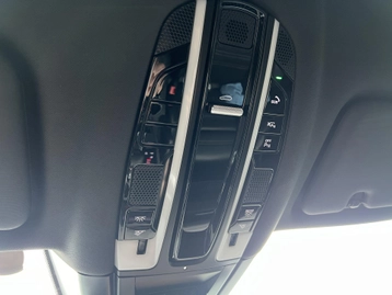 Image véhicule  Porsche Cayenne COUPE (54)