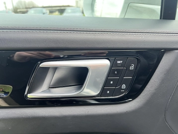 Image véhicule  Porsche Cayenne COUPE (25)