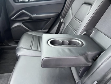 Image véhicule  Porsche Cayenne COUPE (17)