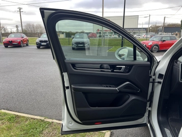 Image véhicule  Porsche Cayenne COUPE (23)