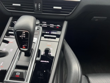 Image véhicule  Porsche Cayenne COUPE (50)