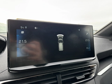 Image véhicule  Peugeot 3008 (18)