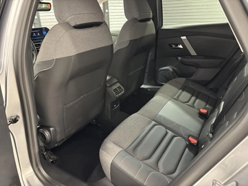 Image véhicule Citroën C4 (22) Image véhicule Citroën C4 (22)