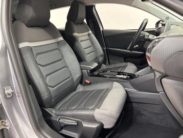 Image véhicule Citroën C4 (26) Image véhicule Citroën C4 (26)