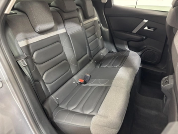 Image véhicule Citroën C4 (29) Image véhicule Citroën C4 (29)